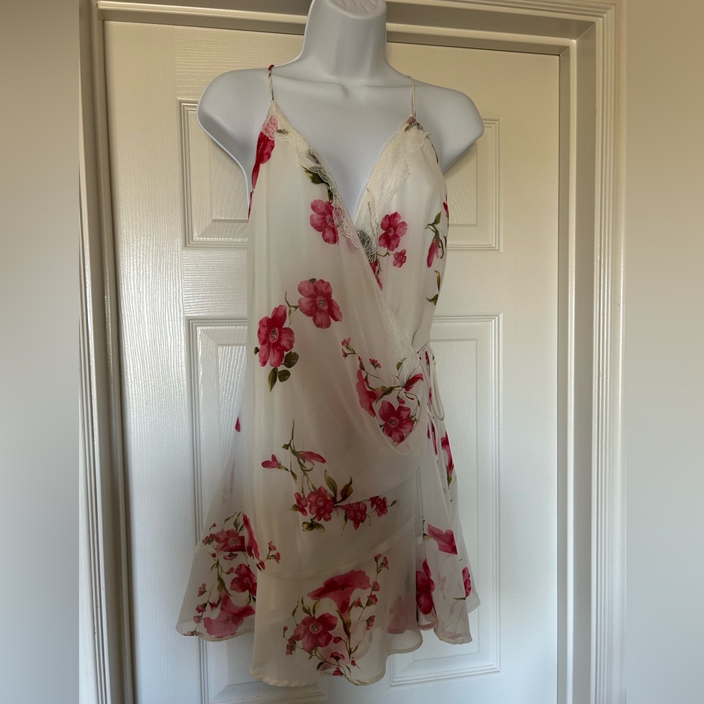 Zara Floral Sheer Mini Dress with Pink Flowers, NWT, Size Large